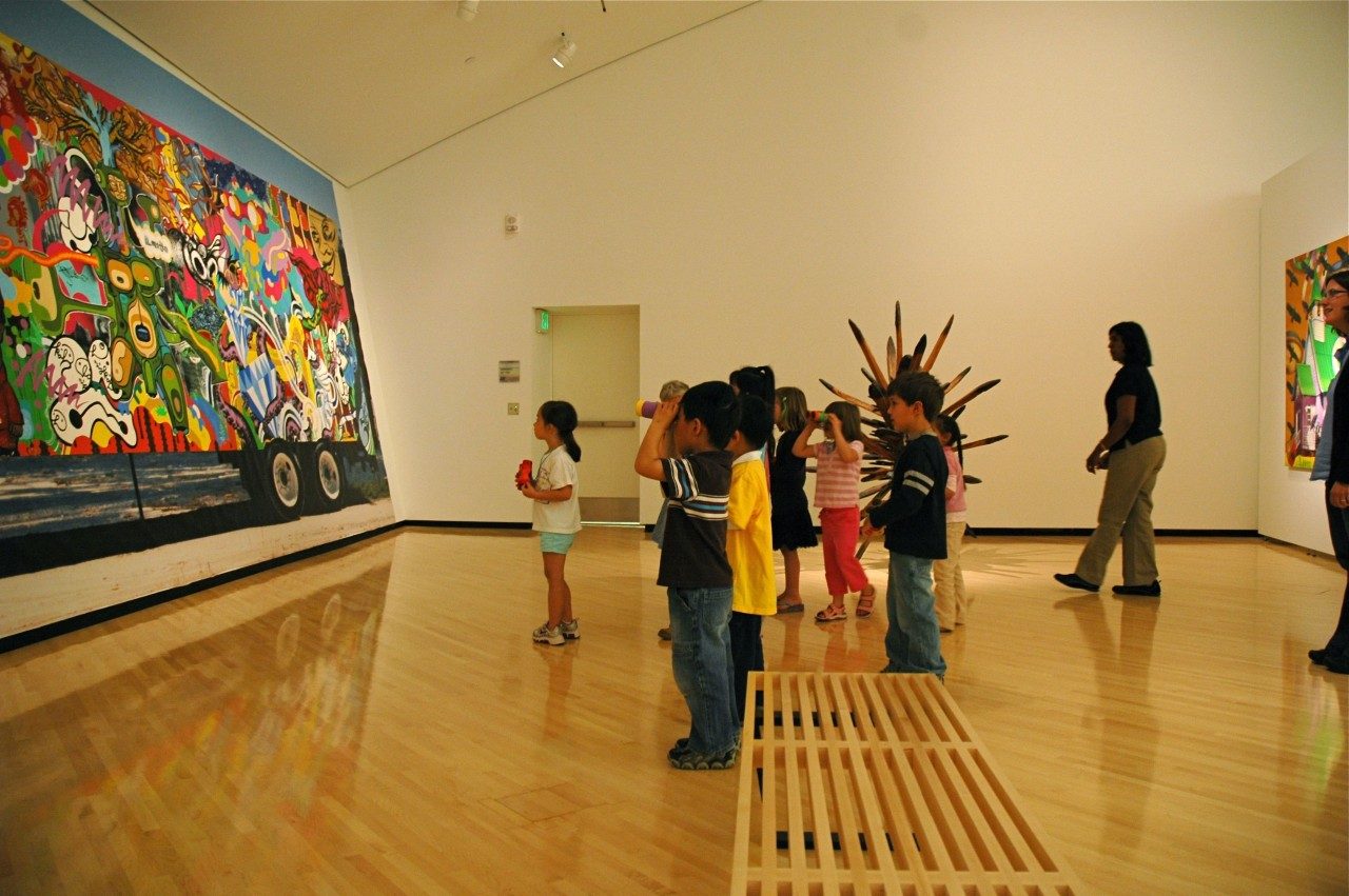 Kids at Taubman museum