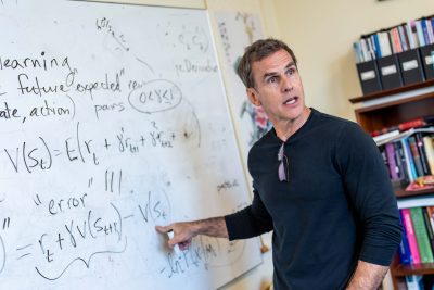 Read Montague explains scientific principles.